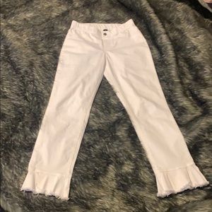 3/15 NWOT HUE Pull on Jeggings